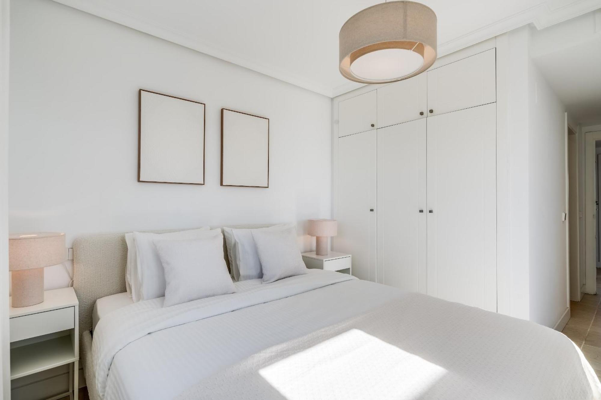 Prachtig Penthouse Met Jacuzzi Appartement Estepona Buitenkant foto